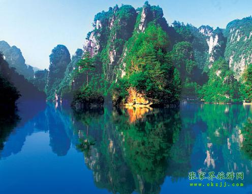 【長(zhǎng)沙往返線路4】張家界、天子山、黃龍洞、天門山、鳳凰古城五日游